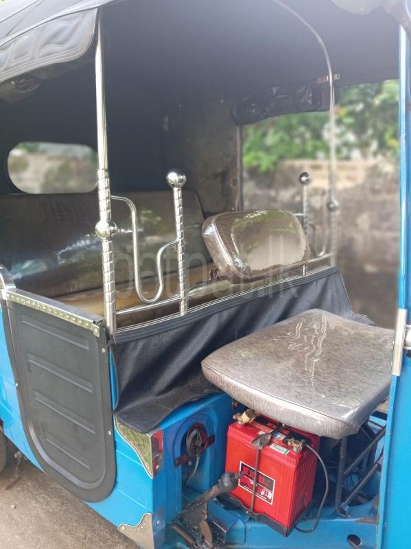 Bajaj 4 stroke 2013 - பயன்படுத்தப்பட்டது முச்சக்கர வண்டி sale in Sri Lanka - patpat.lk