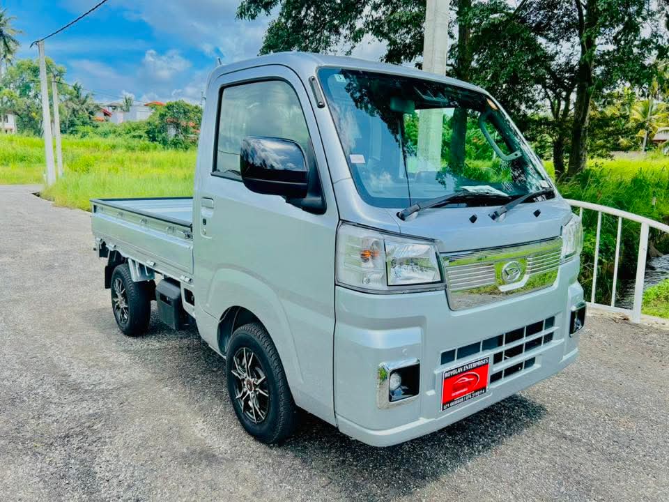 Daihatsu Hijet 2025 - மறுசீரமைக்கப்பட்டது டிரக் sale in Sri Lanka - patpat.lk