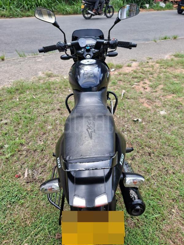 Bajaj Pulsar 2014 - பயன்படுத்தப்பட்டது பைக் sale in Sri Lanka - patpat.lk