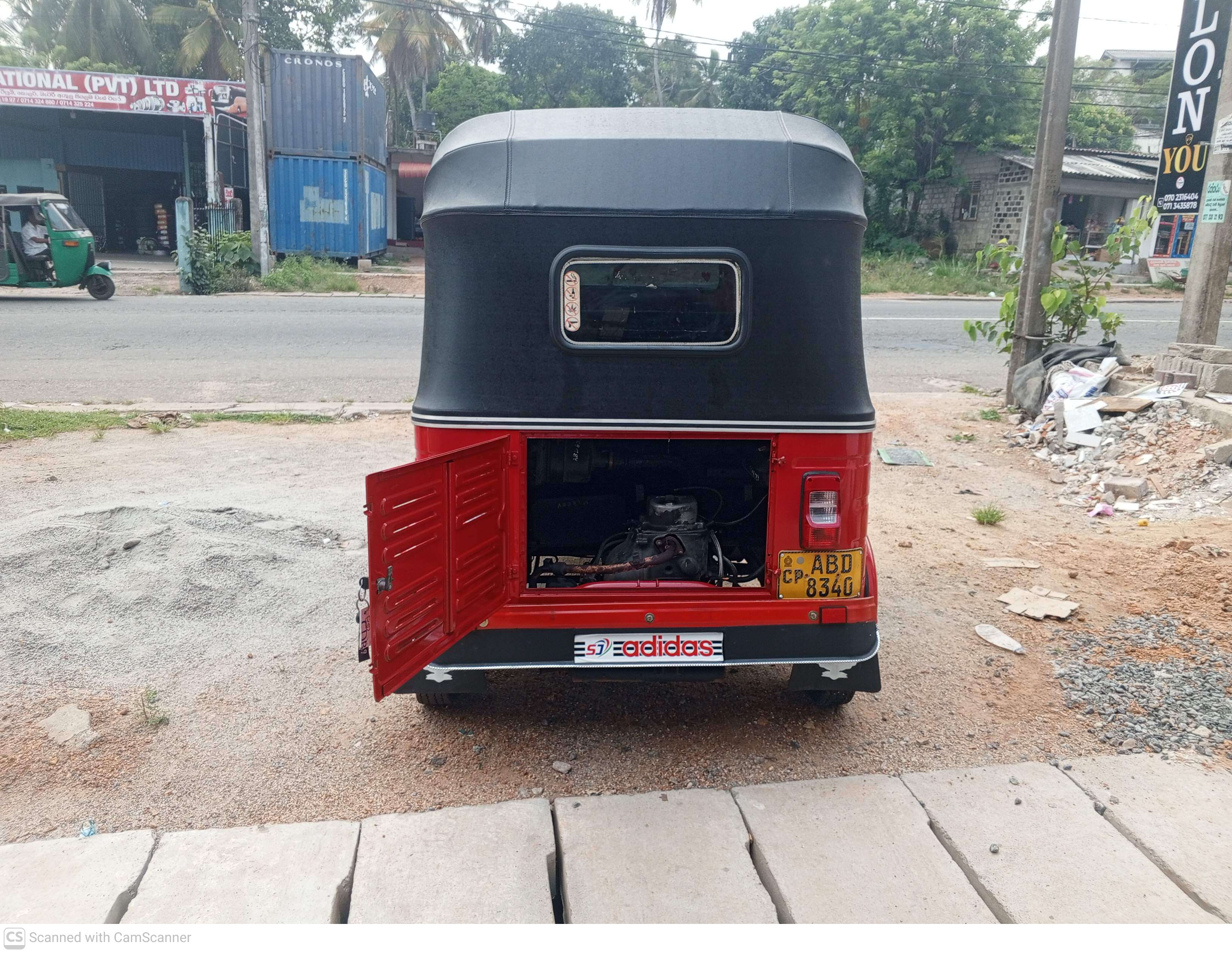 Bajaj Three Wheel 2015 - භාවිතා කරන ලද ත්‍රිරෝද රථය sale in Sri Lanka - patpat.lk