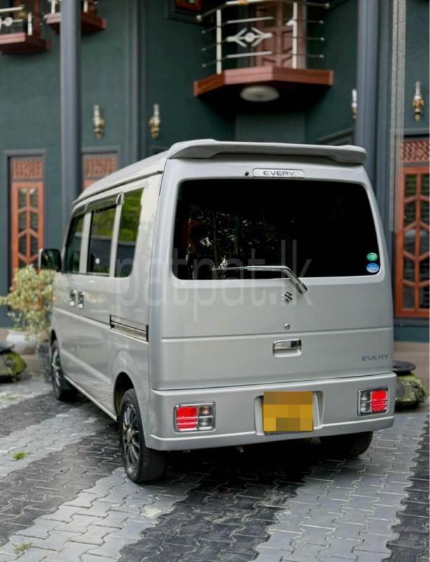 Advertisement image 2