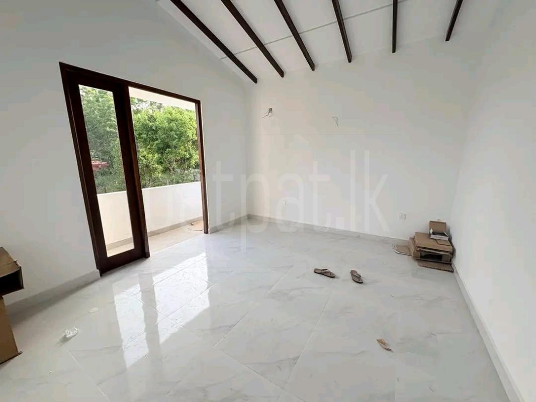 House for Sale in Athurugiriya ads-image-1