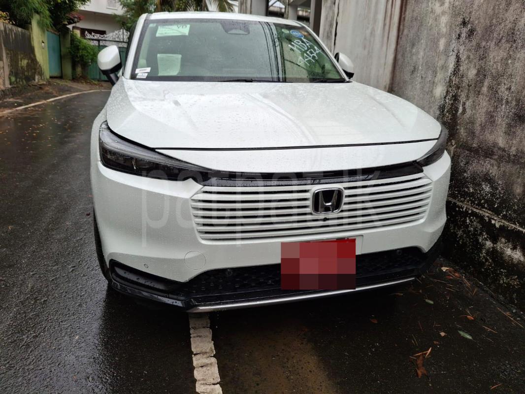 Honda Vezel 2025 - பயன்படுத்தப்பட்டது SUV sale in Sri Lanka - patpat.lk