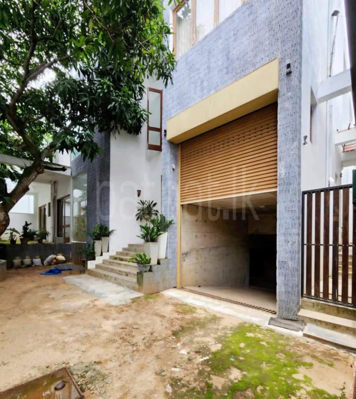 House for Sale in Cinnamon Garden (Colombo 07)