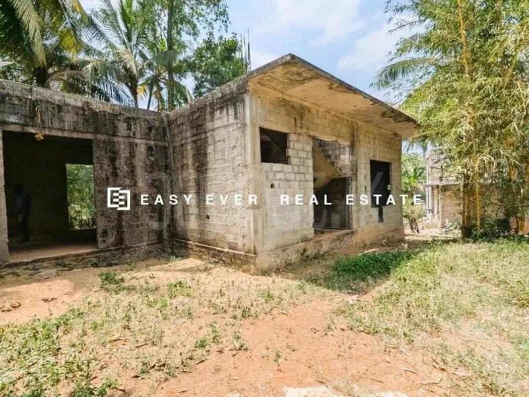 Commercial Land for Sale in Minuwangoda ads-image-1