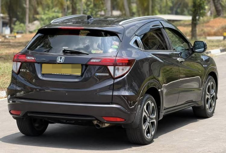 Honda Vezel 2014 - Used SUV sale in Sri Lanka - patpat.lk