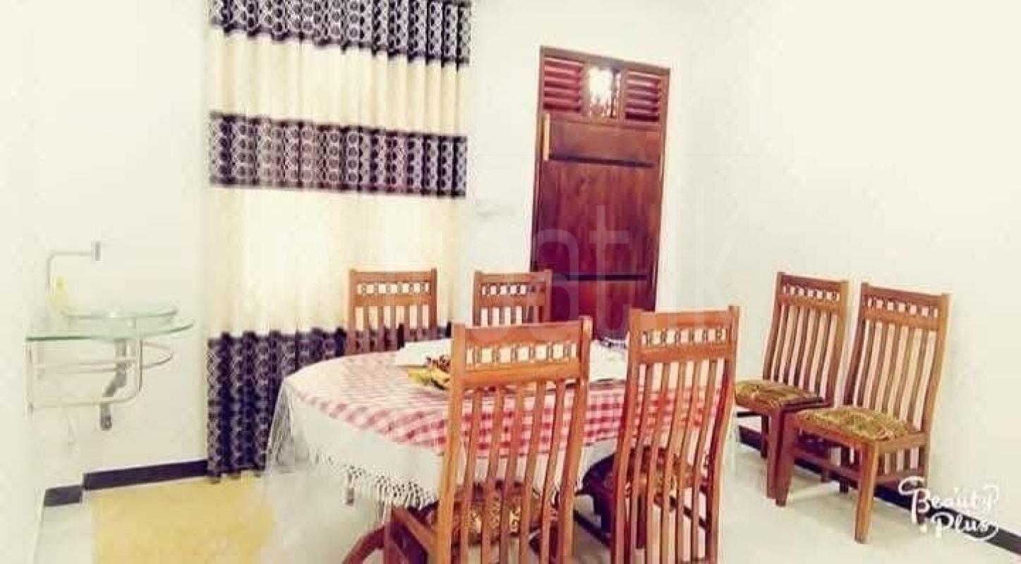 House for Sale in Karapitiya