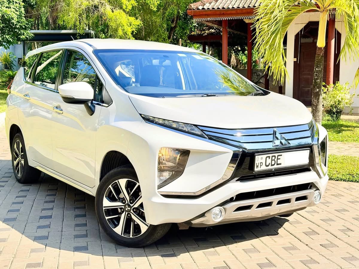 Mitsubishi Xpander Cross 2018 - නැවත සකස් කල SUV රථය sale in Sri Lanka - patpat.lk