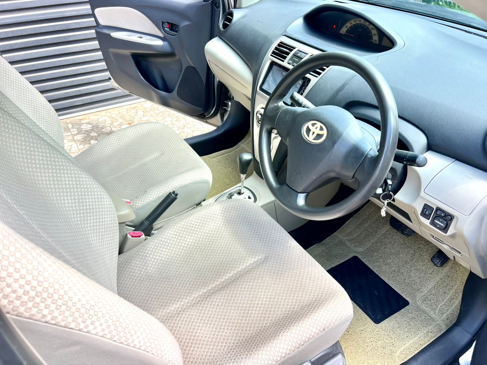 Toyota Belta 2007 - භාවිතා කරන ලද කාර් sale in Sri Lanka - patpat.lk