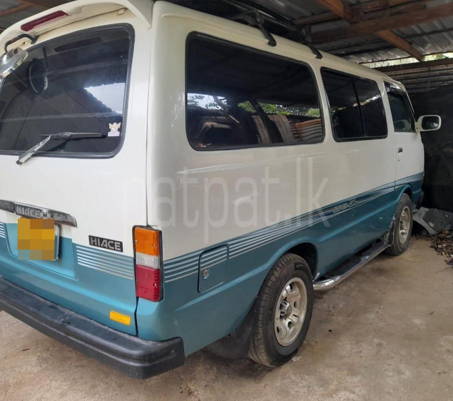 Toyota Hiace 1982 - භාවිතා කරන ලද වෑන් රථය sale in Sri Lanka - patpat.lk