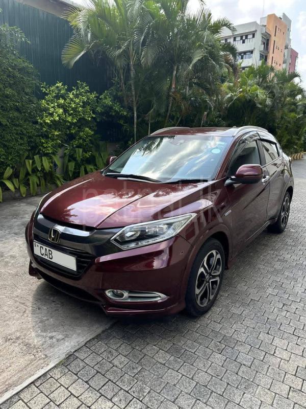 Honda Vezel 2014 - Used SUV sale in Sri Lanka - patpat.lk