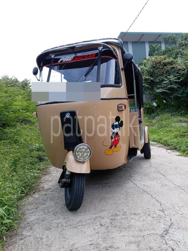 Bajaj 2 stroke 2002 - Used Three wheeler sale in Sri Lanka - patpat.lk
