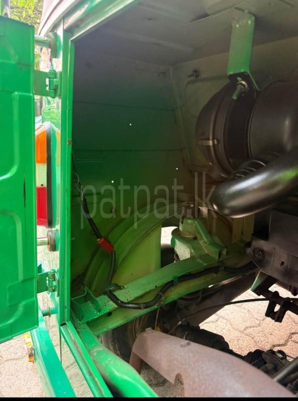 Advertisement image 5