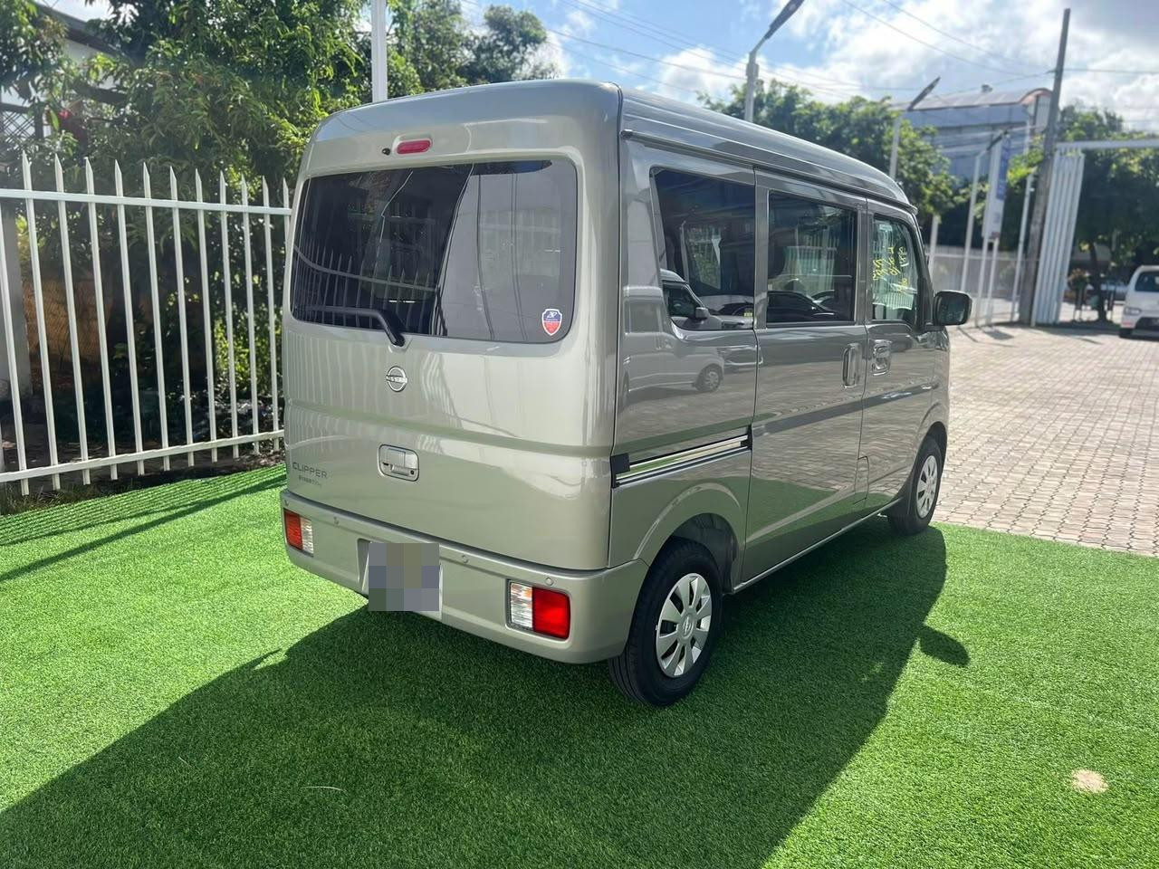 Nissan Clipper 2025 - சான்றளிக்கப்பட்டது வேன் sale in Sri Lanka - patpat.lk