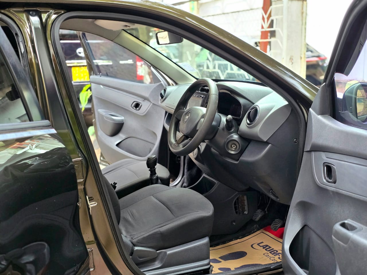 Renault KWID 2016 - Used Car sale in Sri Lanka - patpat.lk