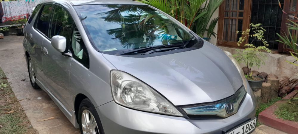 Honda Fit 2012 - பயன்படுத்தப்பட்டது கார் sale in Sri Lanka - patpat.lk