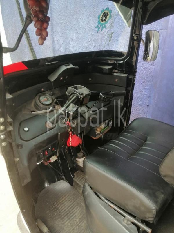 Advertisement image 6