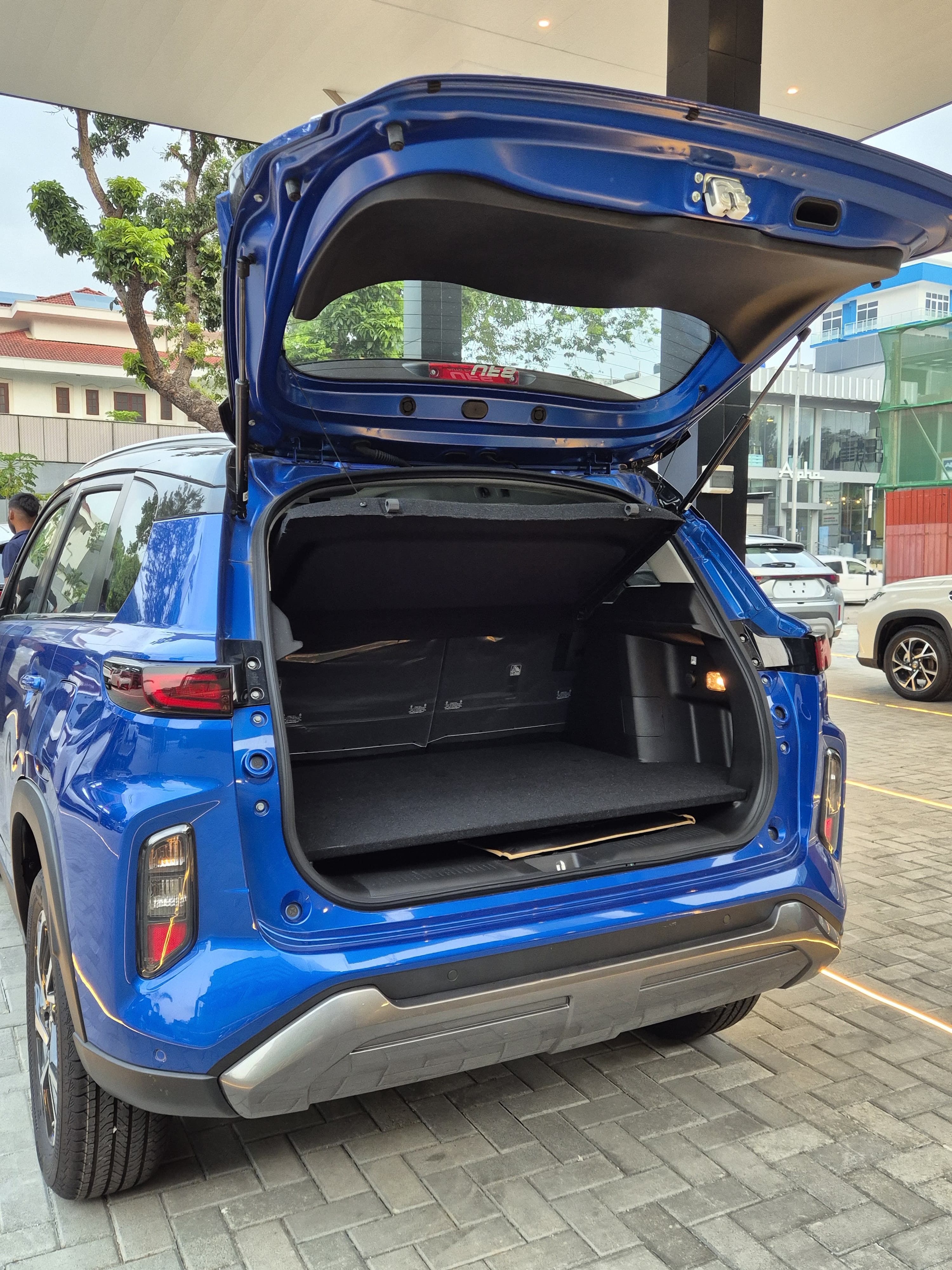 Advertisement image 4