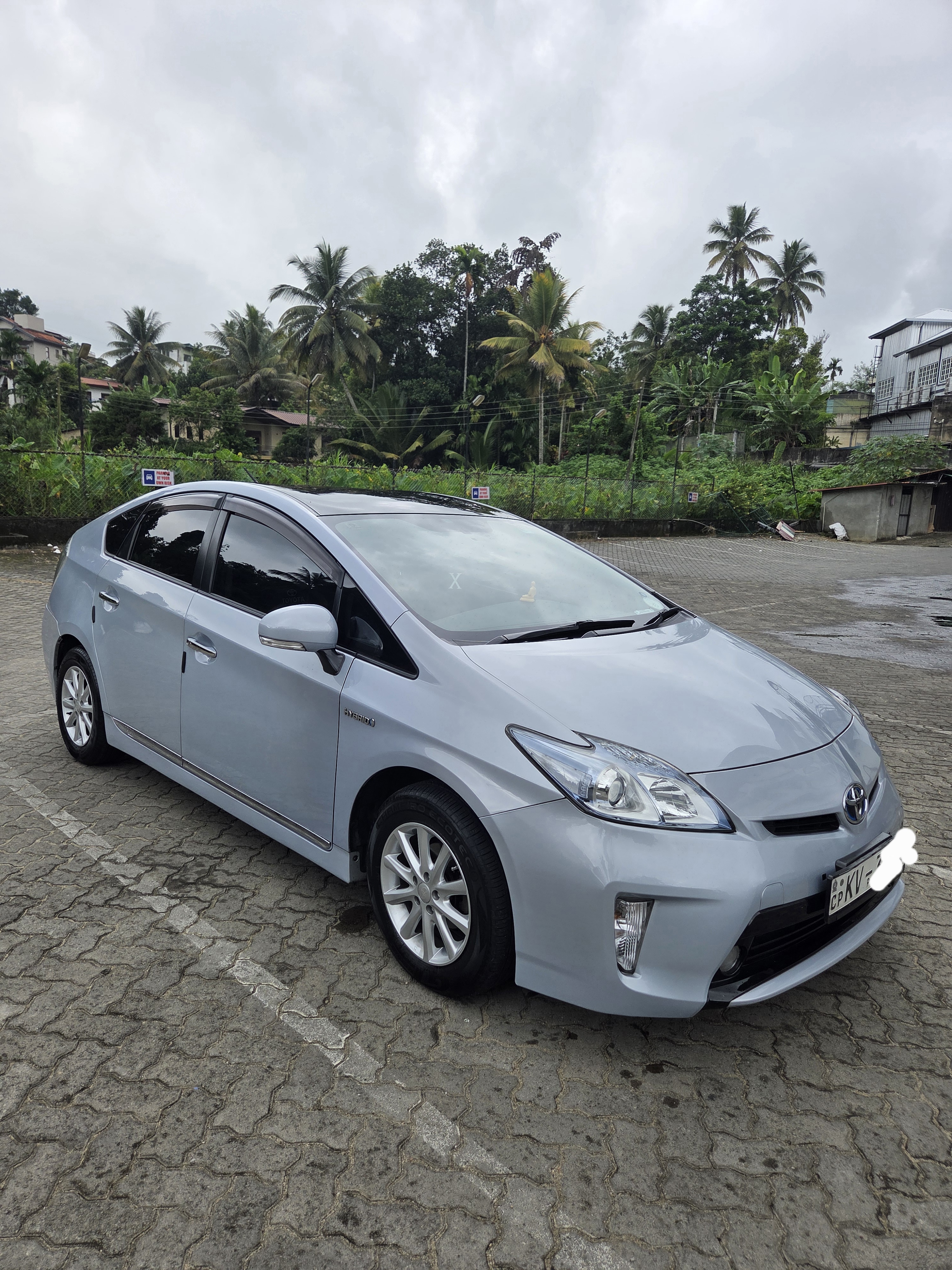 Toyota Prius 2009 - Used Car sale in Sri Lanka - patpat.lk
