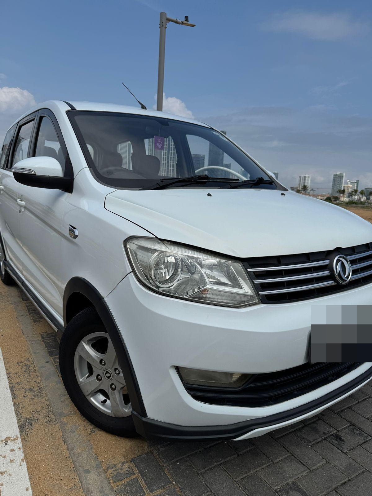 DFSK Glory 2015 - பயன்படுத்தப்பட்டது SUV sale in Sri Lanka - patpat.lk
