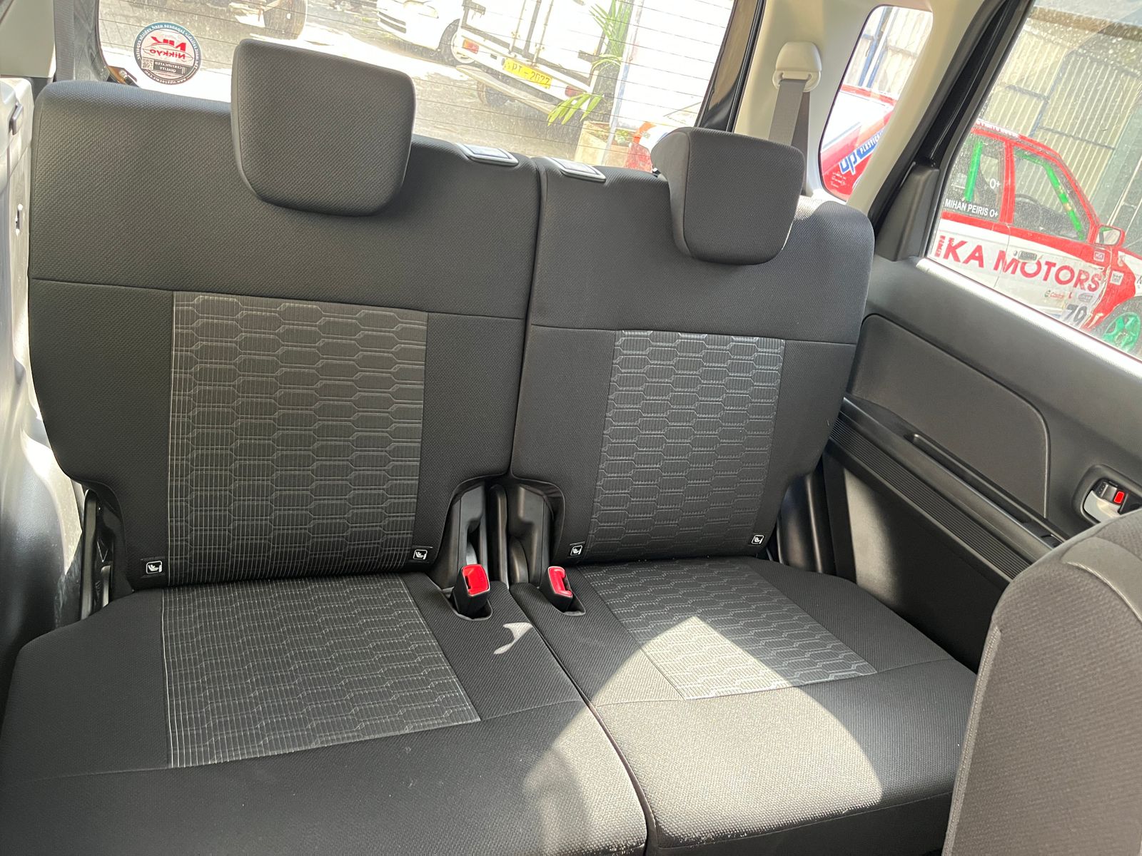 Advertisement image 6