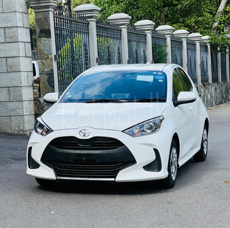 Toyota Yaris 2025 - අලුත් කාර් sale in Sri Lanka - patpat.lk