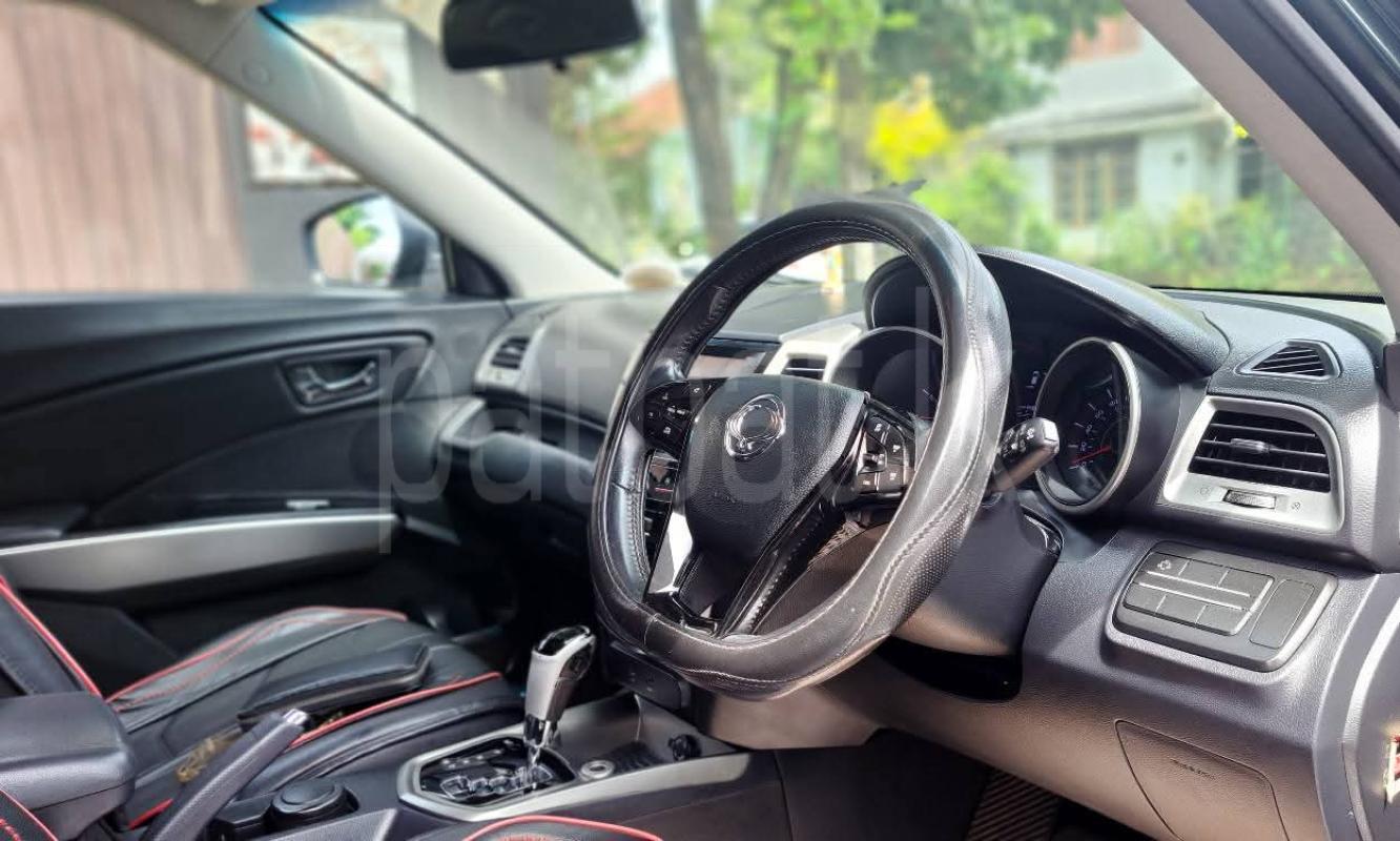 Advertisement image 6