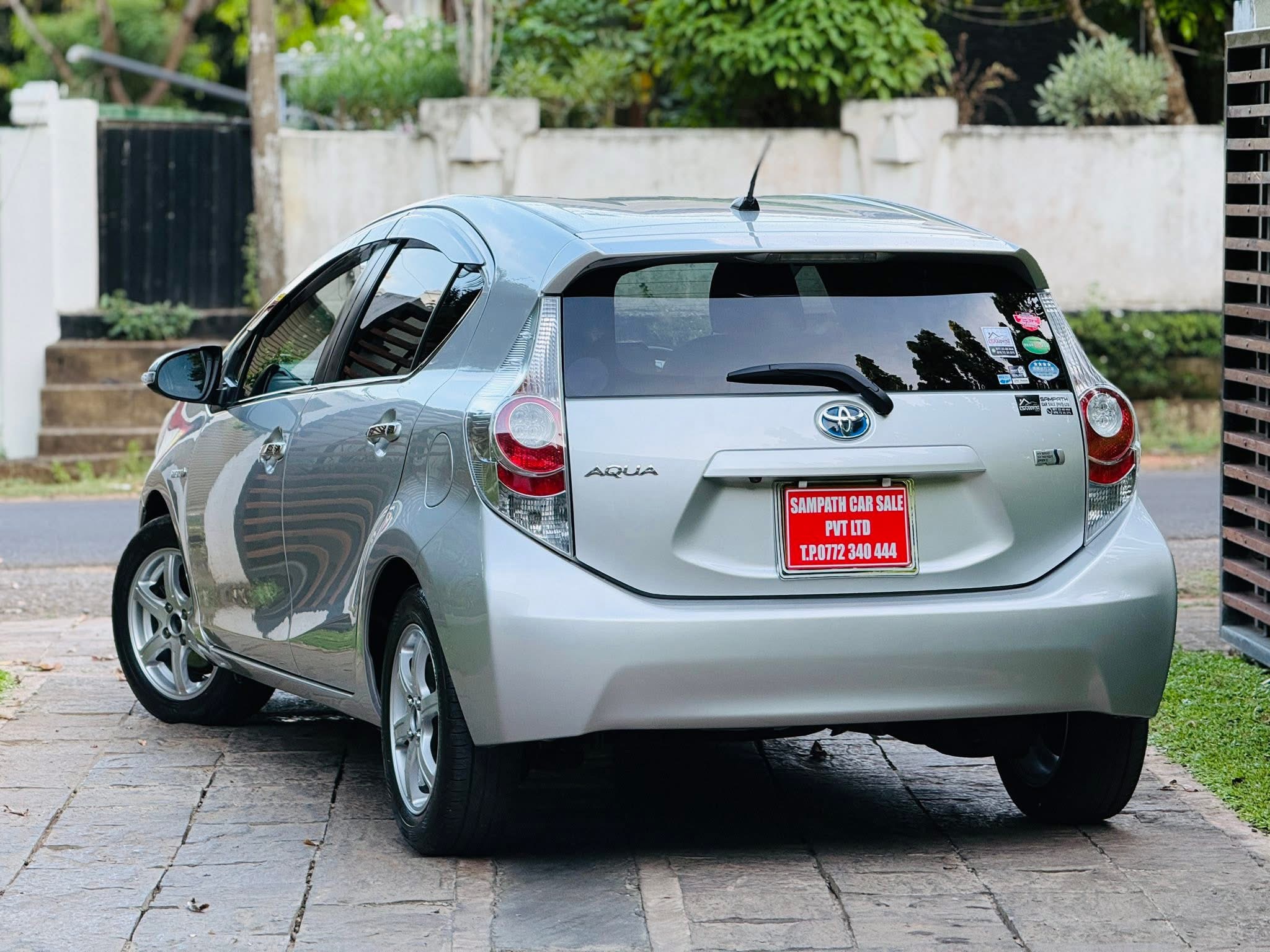 Toyota Aqua 2013 - Used Car sale in Sri Lanka - patpat.lk