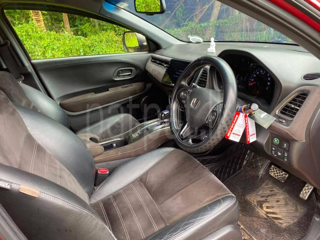 Honda Vezel 2017 - பயன்படுத்தப்பட்டது SUV sale in Sri Lanka - patpat.lk