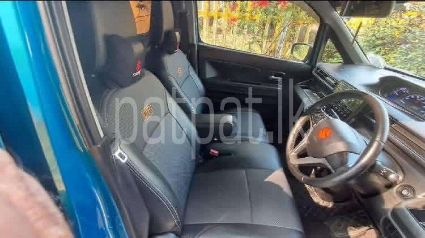 Advertisement image 4