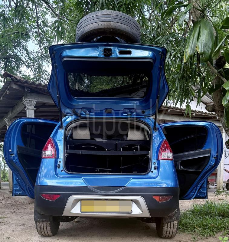 Advertisement image 6