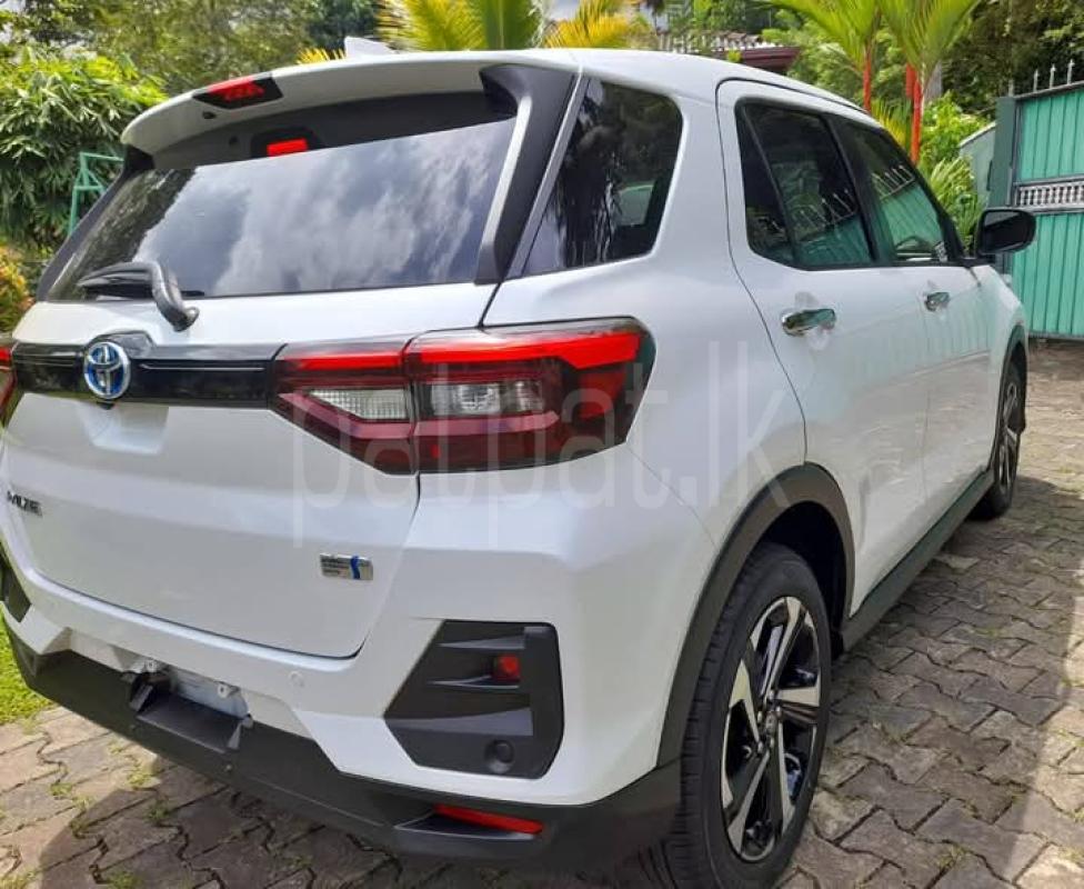 Advertisement image 6