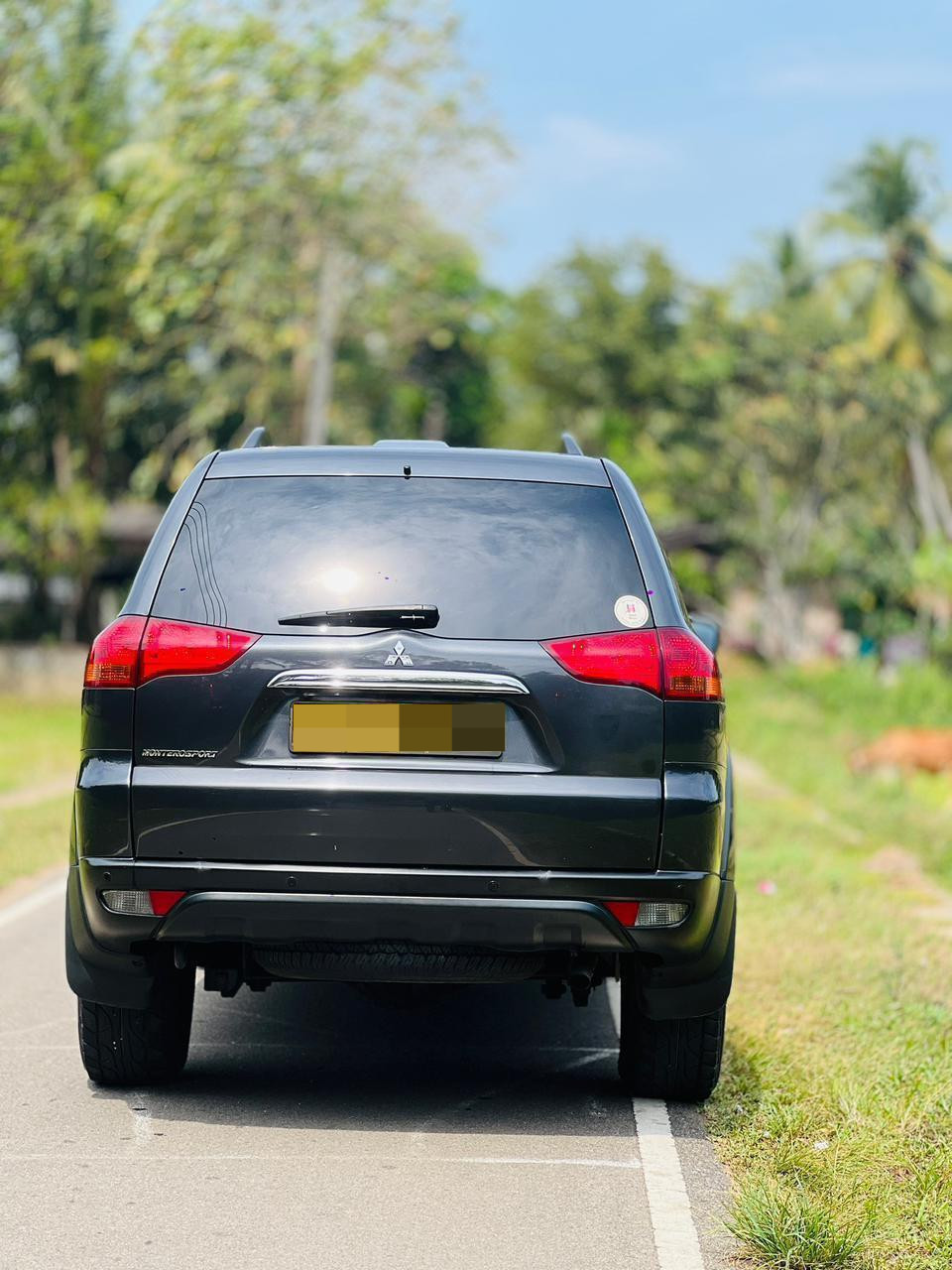 Mitsubishi Montero Sport 2011 - பயன்படுத்தப்பட்டது SUV sale in Sri Lanka - patpat.lk