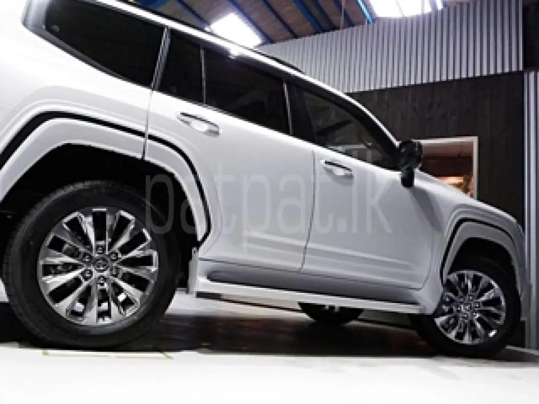 Toyota Land Cruiser Prado 2024 - Reconditioned SUV sale in Sri Lanka - patpat.lk