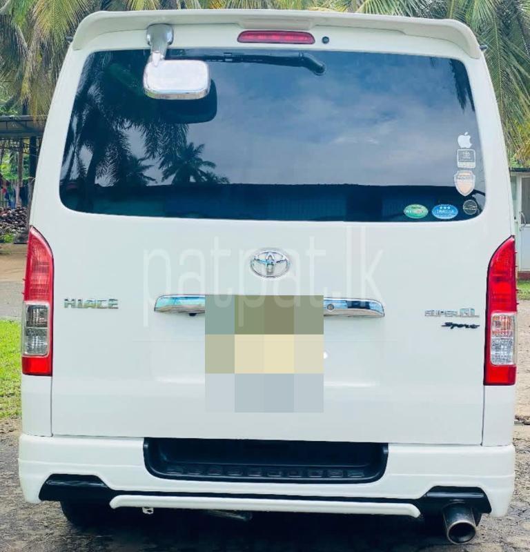 Toyota Hiace 2017 - பயன்படுத்தப்பட்டது வேன் sale in Sri Lanka - patpat.lk