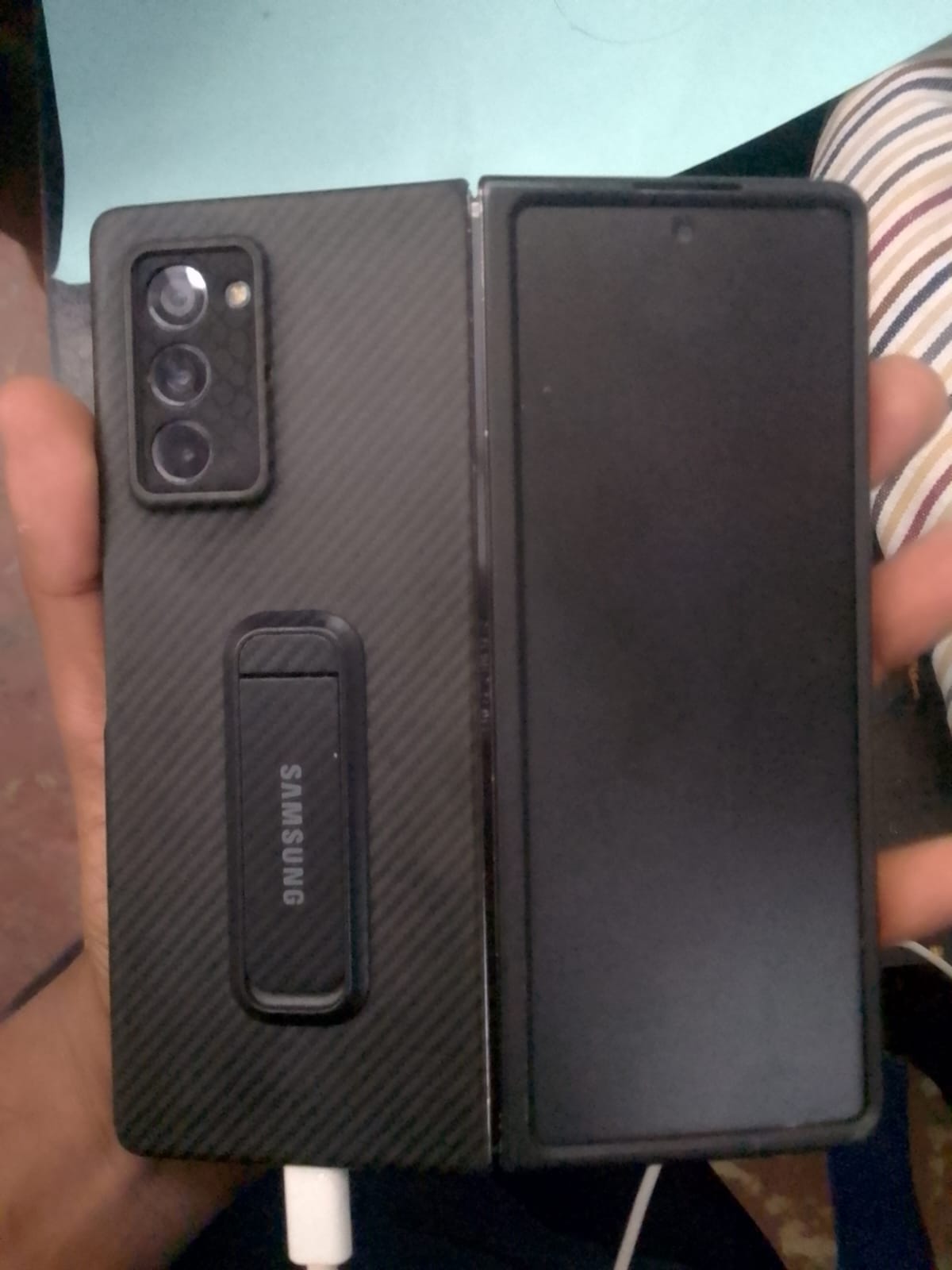 Samsung z fold 2