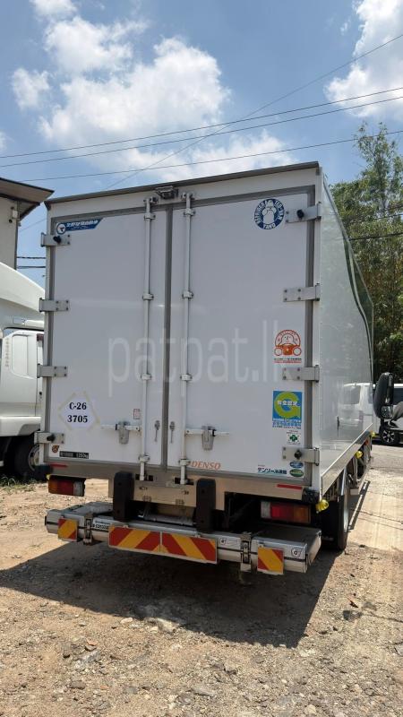 Hino Dutro 2019 - சான்றளிக்கப்பட்டது டிரக் sale in Sri Lanka - patpat.lk