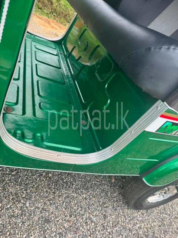 Bajaj 4 stroke 2015 - Used Three wheeler sale in Sri Lanka - patpat.lk