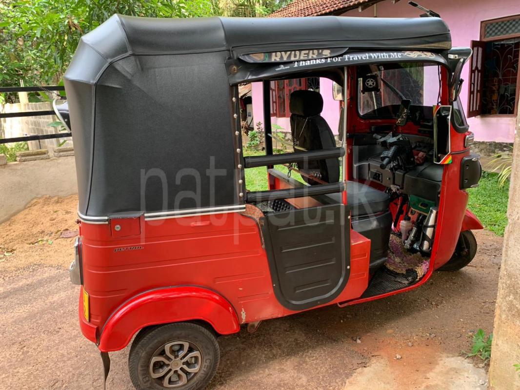 Bajaj 4 stroke 2016 - භාවිතා කරන ලද ත්‍රිරෝද රථය sale in Sri Lanka - patpat.lk