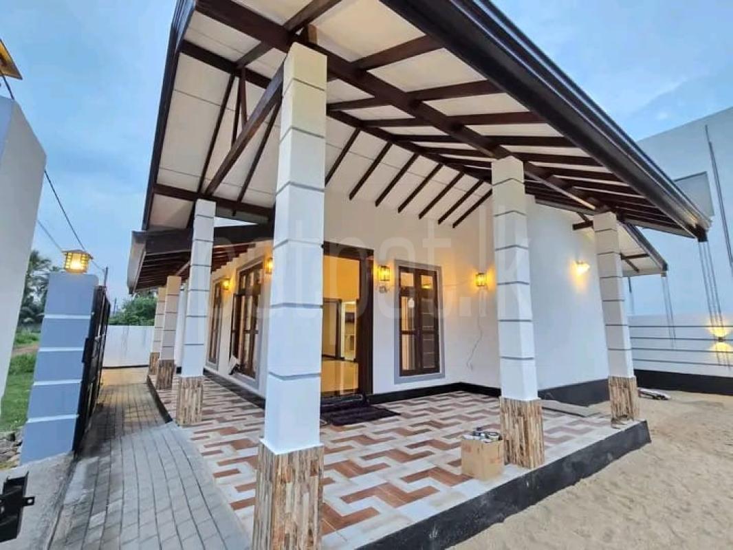 House for Sale in Negombo ads-image-1