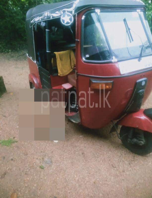 Bajaj Three Wheel 2012 - பயன்படுத்தப்பட்டது முச்சக்கர வண்டி sale in Sri Lanka - patpat.lk