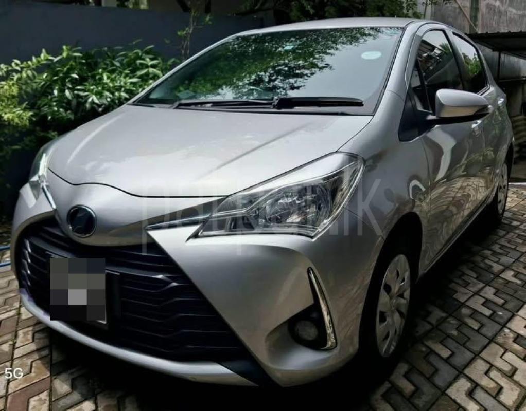 Toyota Vitz 2017 - නැවත සකස් කල කාර් sale in Sri Lanka - patpat.lk
