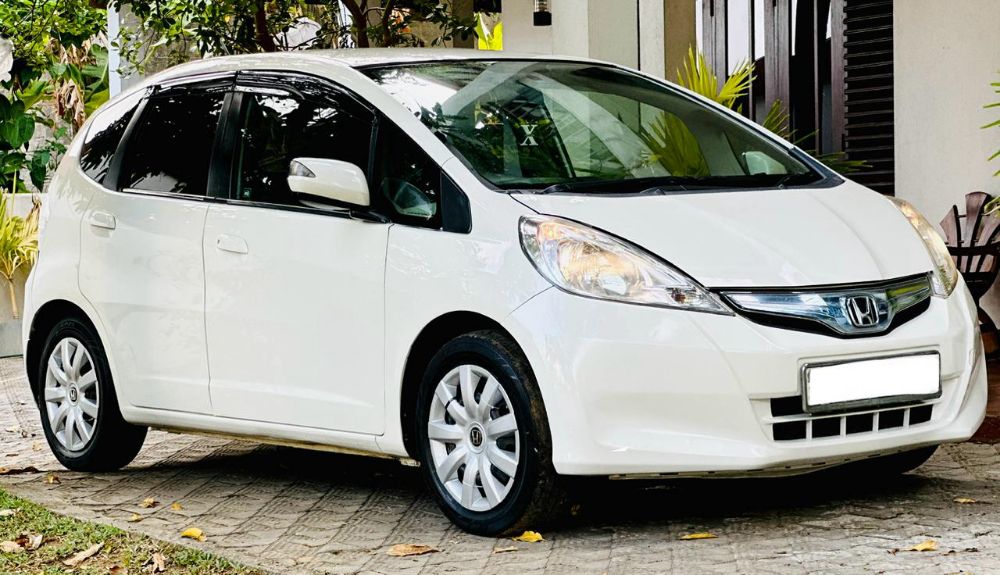 Toyota Vitz 2011 - Used Car sale in Sri Lanka - patpat.lk