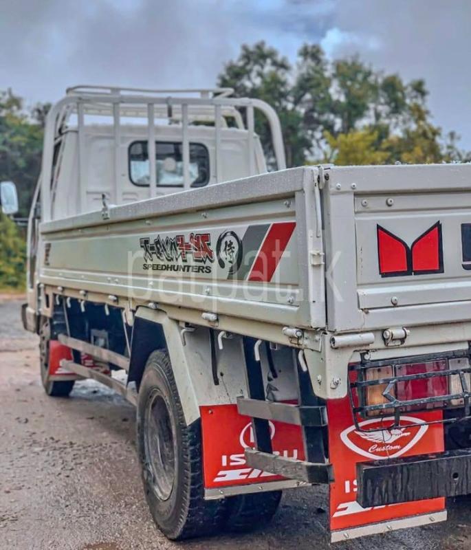 Advertisement image 4