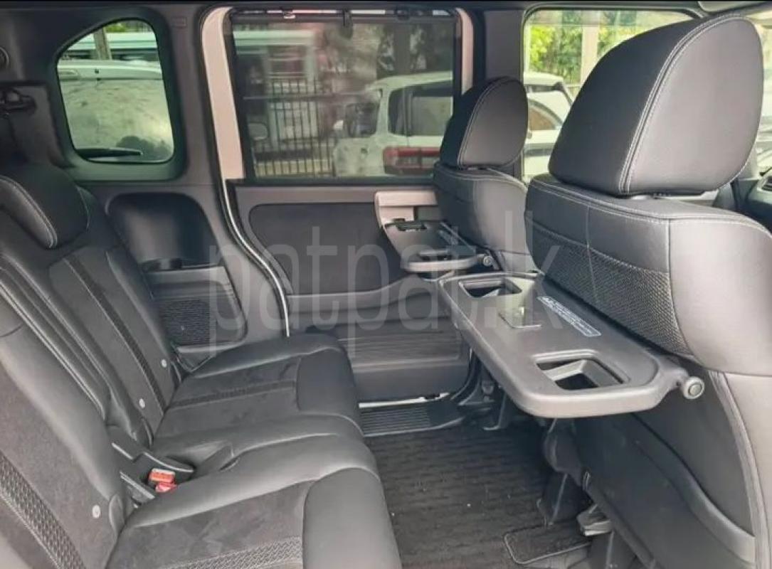 Advertisement image 6