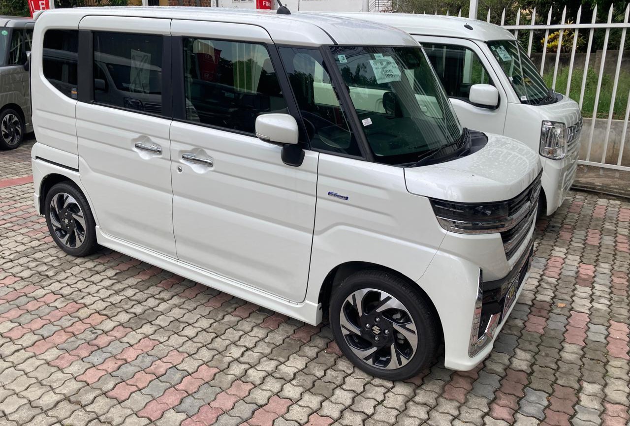 Suzuki Spacia 2028 - சான்றளிக்கப்பட்டது கார் sale in Sri Lanka - patpat.lk