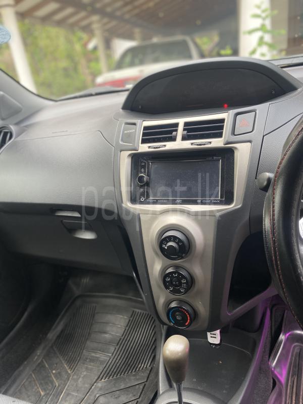 Toyota Vitz 2010 - பயன்படுத்தப்பட்டது கார் sale in Sri Lanka - patpat.lk