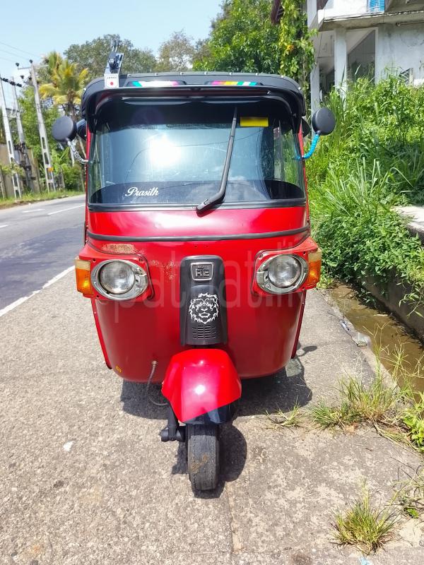 Bajaj Three Wheel 2011 - பயன்படுத்தப்பட்டது முச்சக்கர வண்டி sale in Sri Lanka - patpat.lk