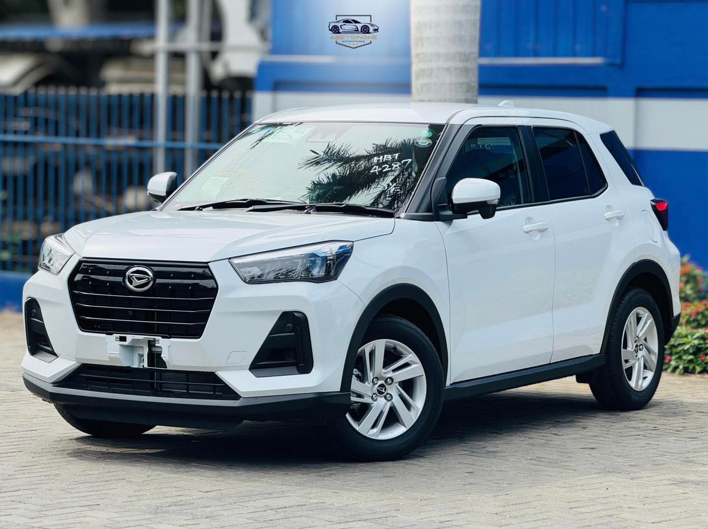 Daihatsu Rocky 2024 ads-image-1