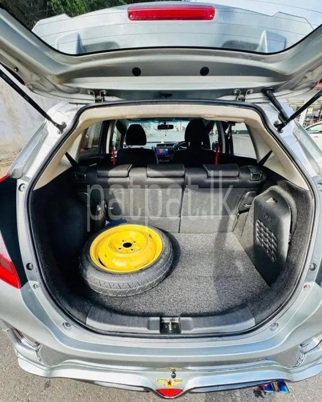 Advertisement image 4